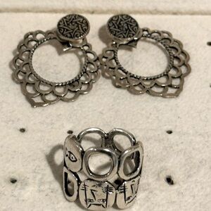VTG, Mix and Match Silver earrings and ring set